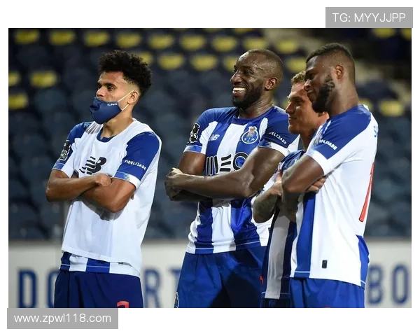 南安普顿主帅斯蒂尔因联赛五轮不胜遭解职球队急需重振士气