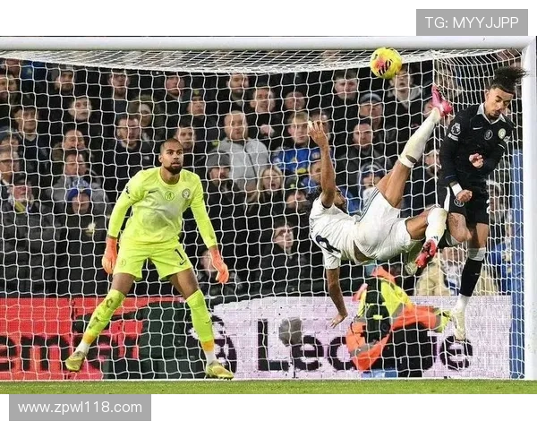 奥卡福精准直塞助攻勒温转身射门遭维卡里奥神勇扑救